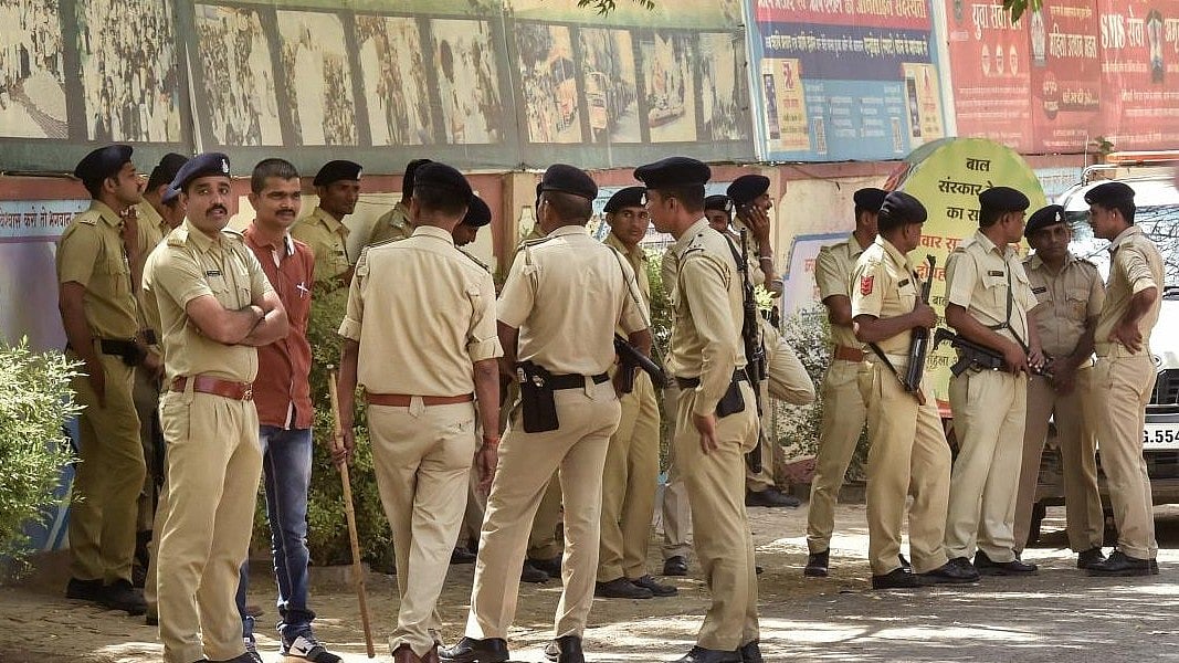 PTI : Madhya Pradesh: Cop Killed In Mob Attack; Eight Held (File photo-Representational image) |